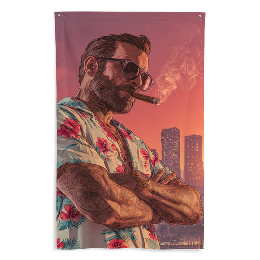 Drapeau mural GTA représentant un homme avec des lunettes de soleil, fumant un cigare, avec un regard intense et une chemise à motifs.